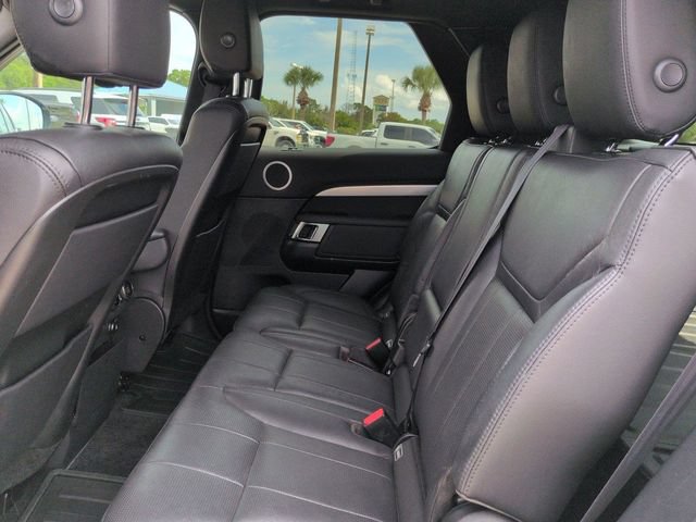 Used 2020 Land Rover Discovery Landmark AWD/4WD image 15