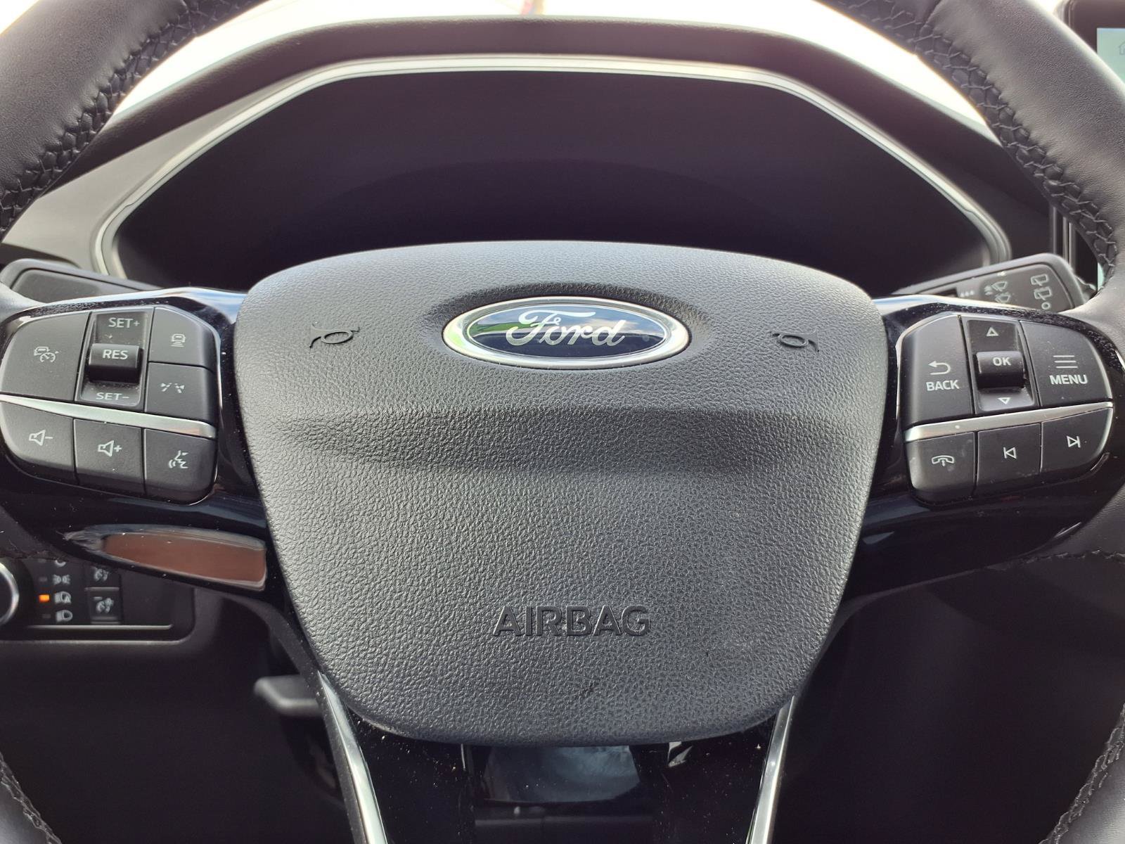 Used 2024 Ford Escape Active w/ Tech Pack #1 AWD/4WD image 16