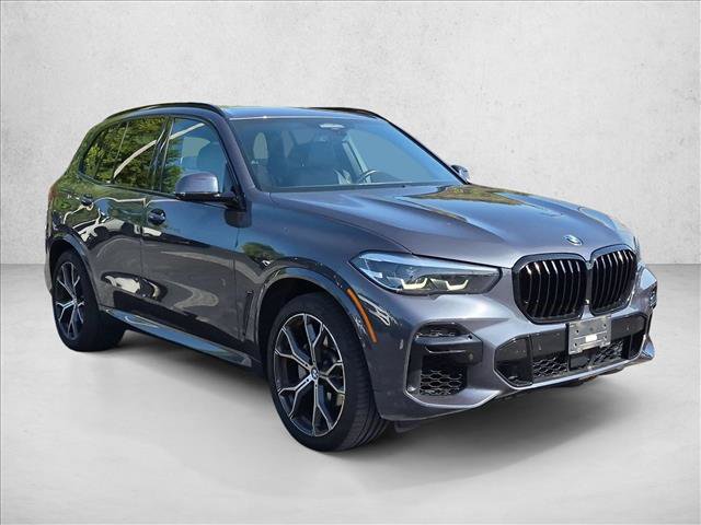 Used 2022 BMW X5 xDrive40i w/ M Sport Package AWD/4WD image 3