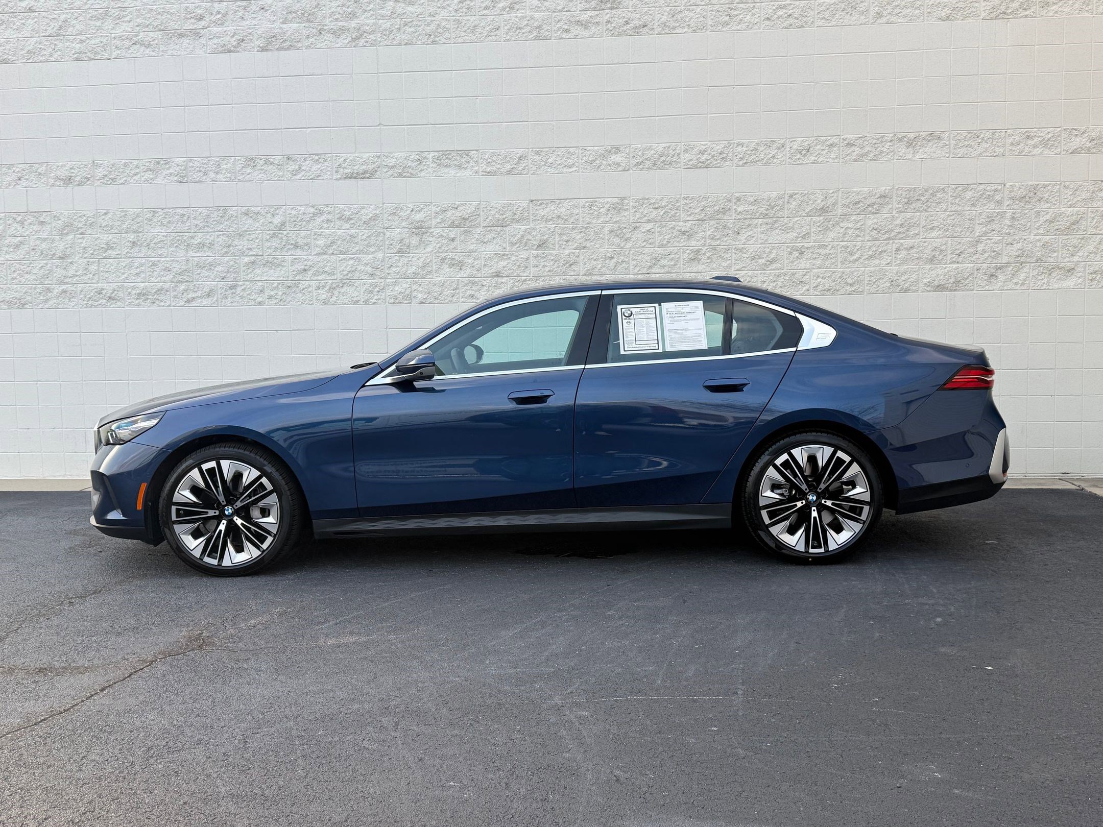 Certified 2026 BMW 540i xDrive image 2