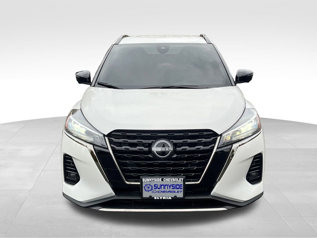 Used 2024 Nissan Kicks SR w/ SR Premium Package image 7