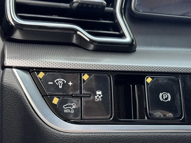New 2025 Kia Sportage SX image 10