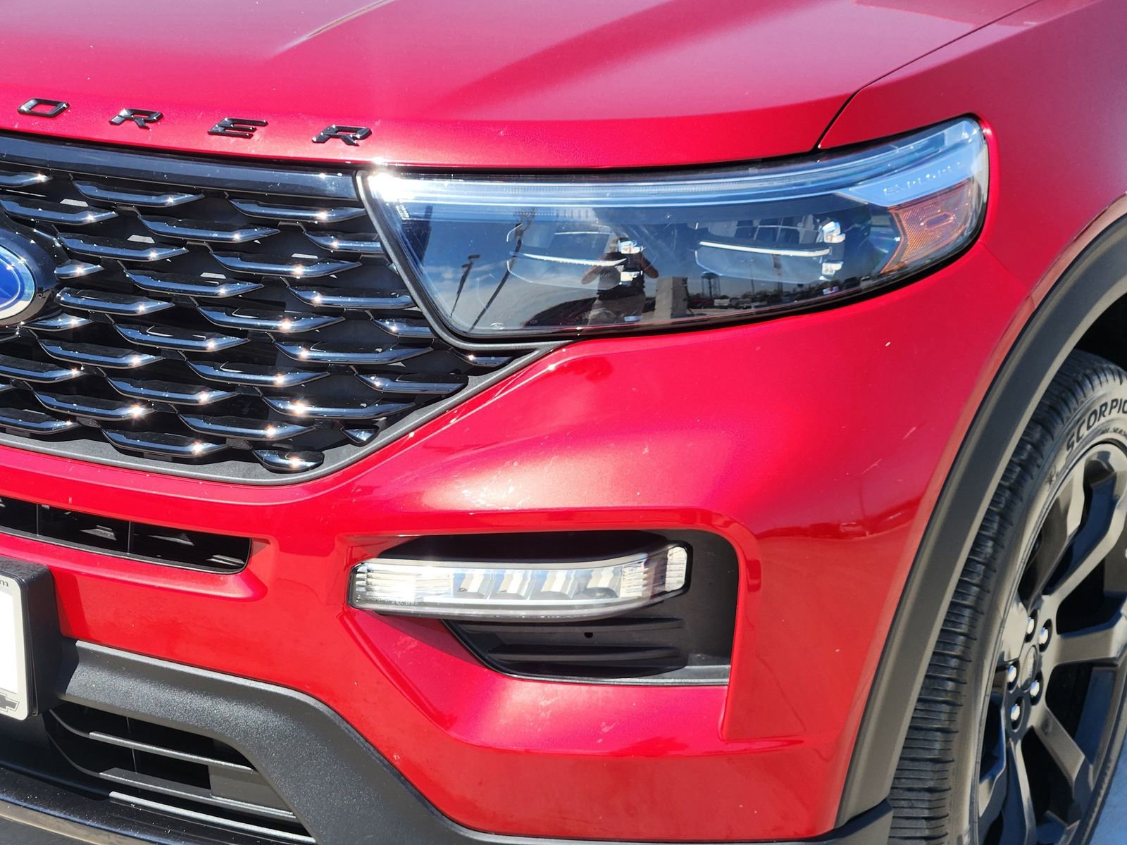 Used 2024 Ford Explorer ST-Line w/ Class IV Trailer Tow Package image 9