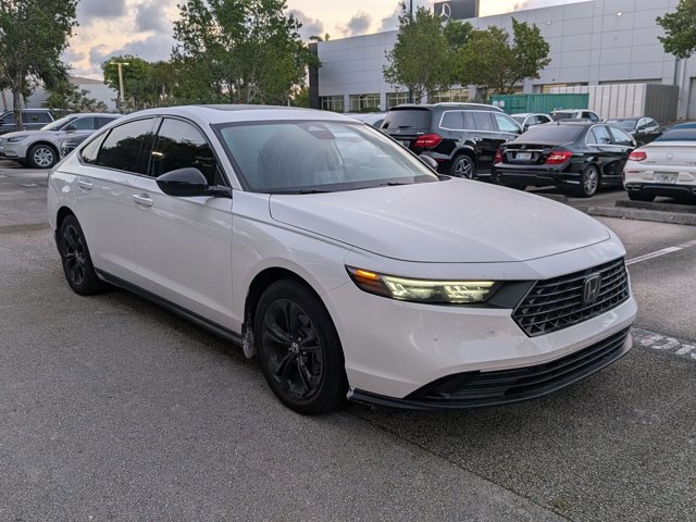 Used 2025 Honda Accord SE image 3