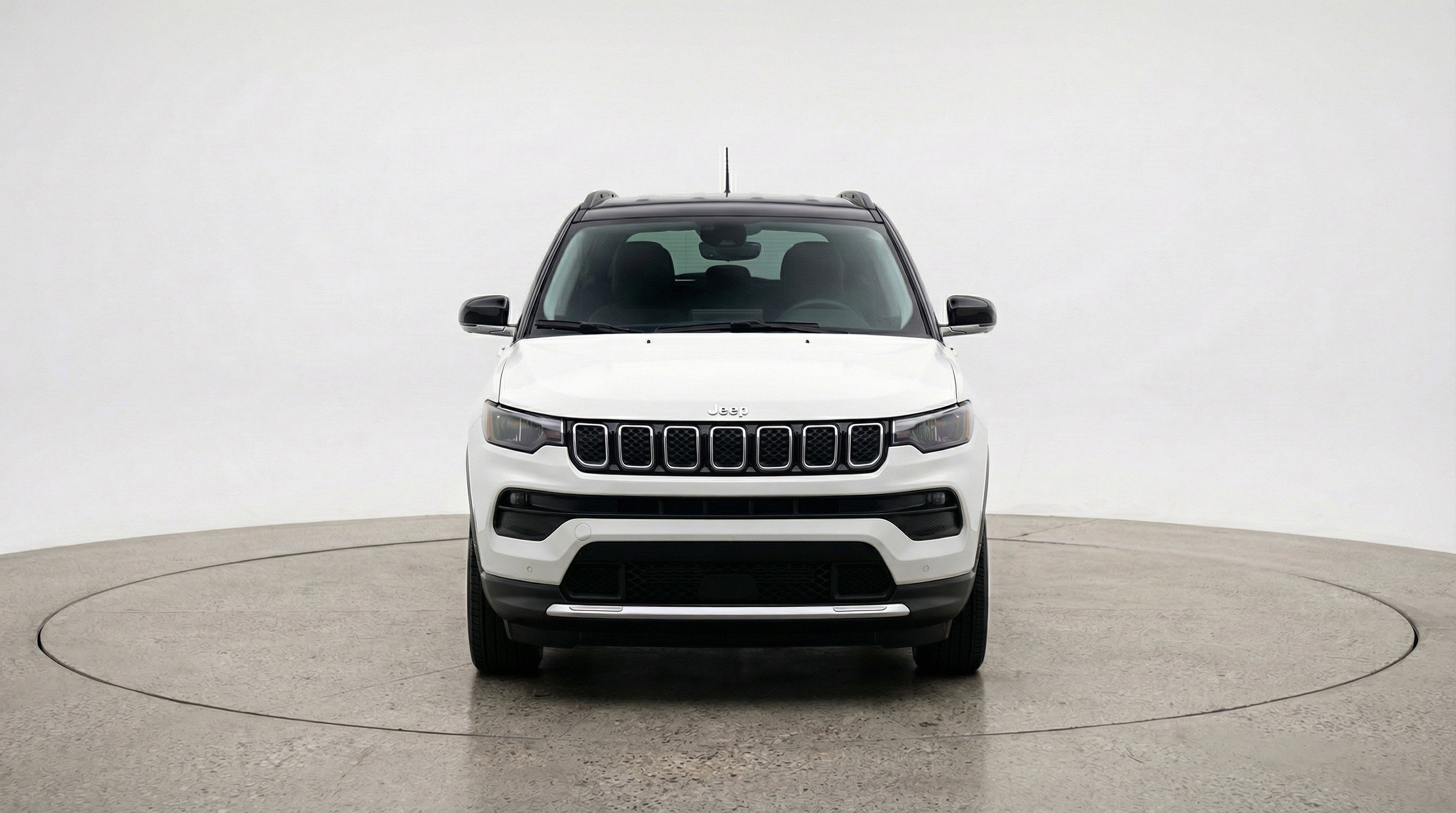 Used 2025 Jeep Compass Limited image 2