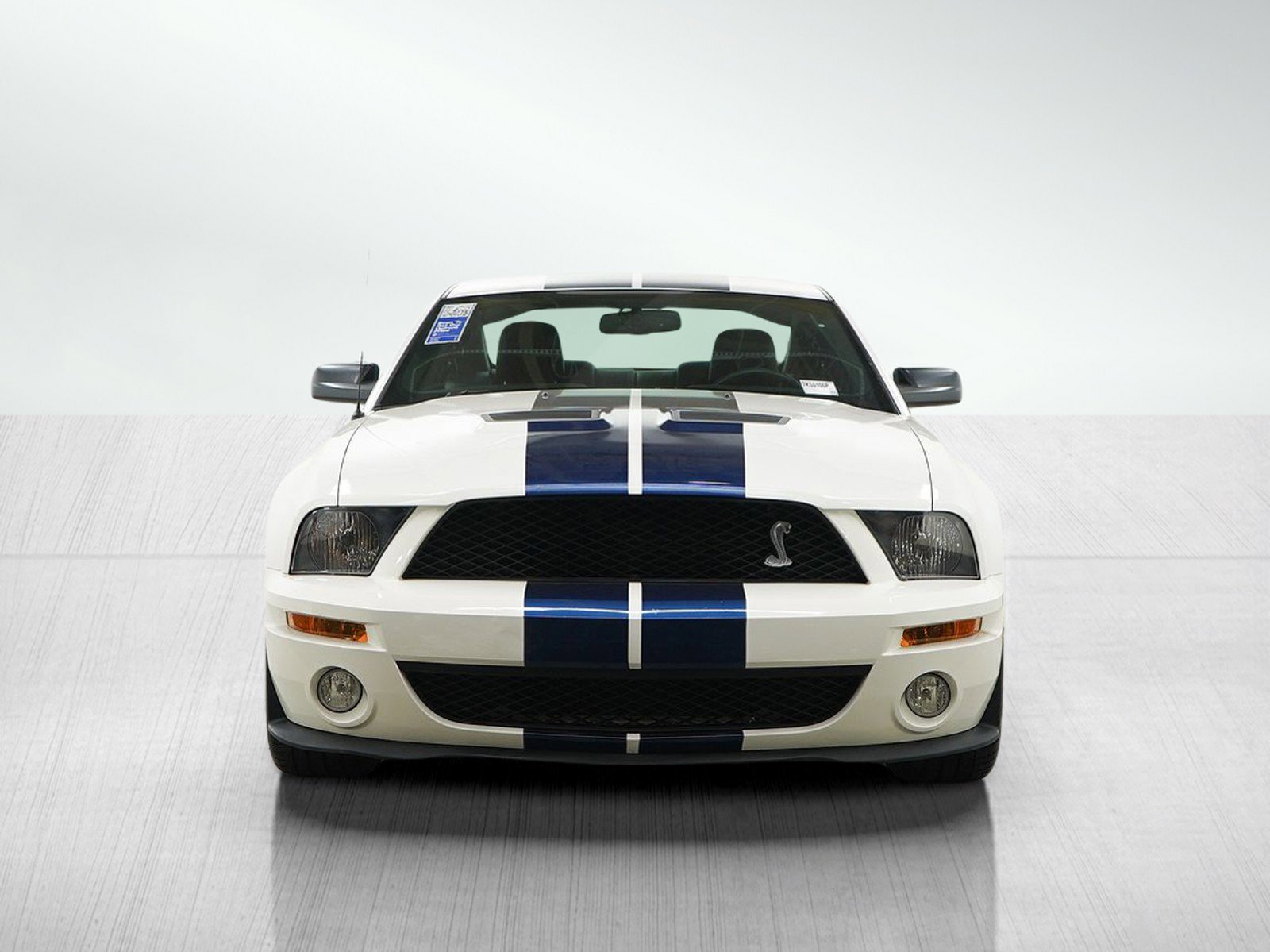 Used 2007 Ford Mustang Shelby GT500 RWD image 8