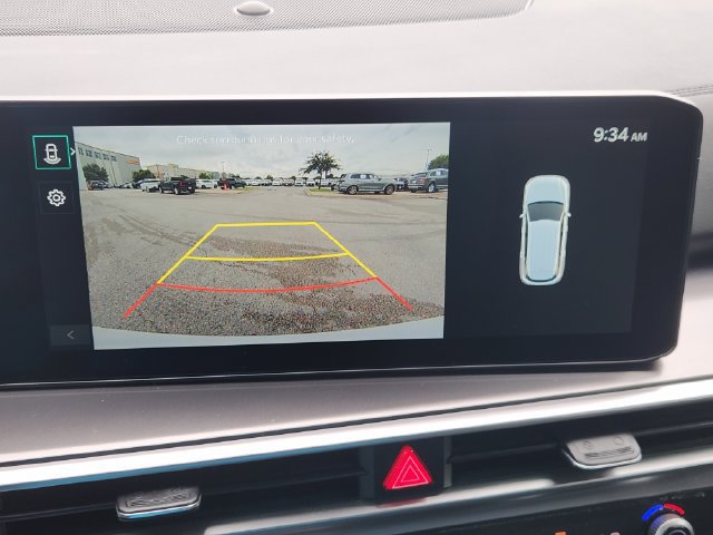 Used 2025 Kia Sorento S FWD image 13