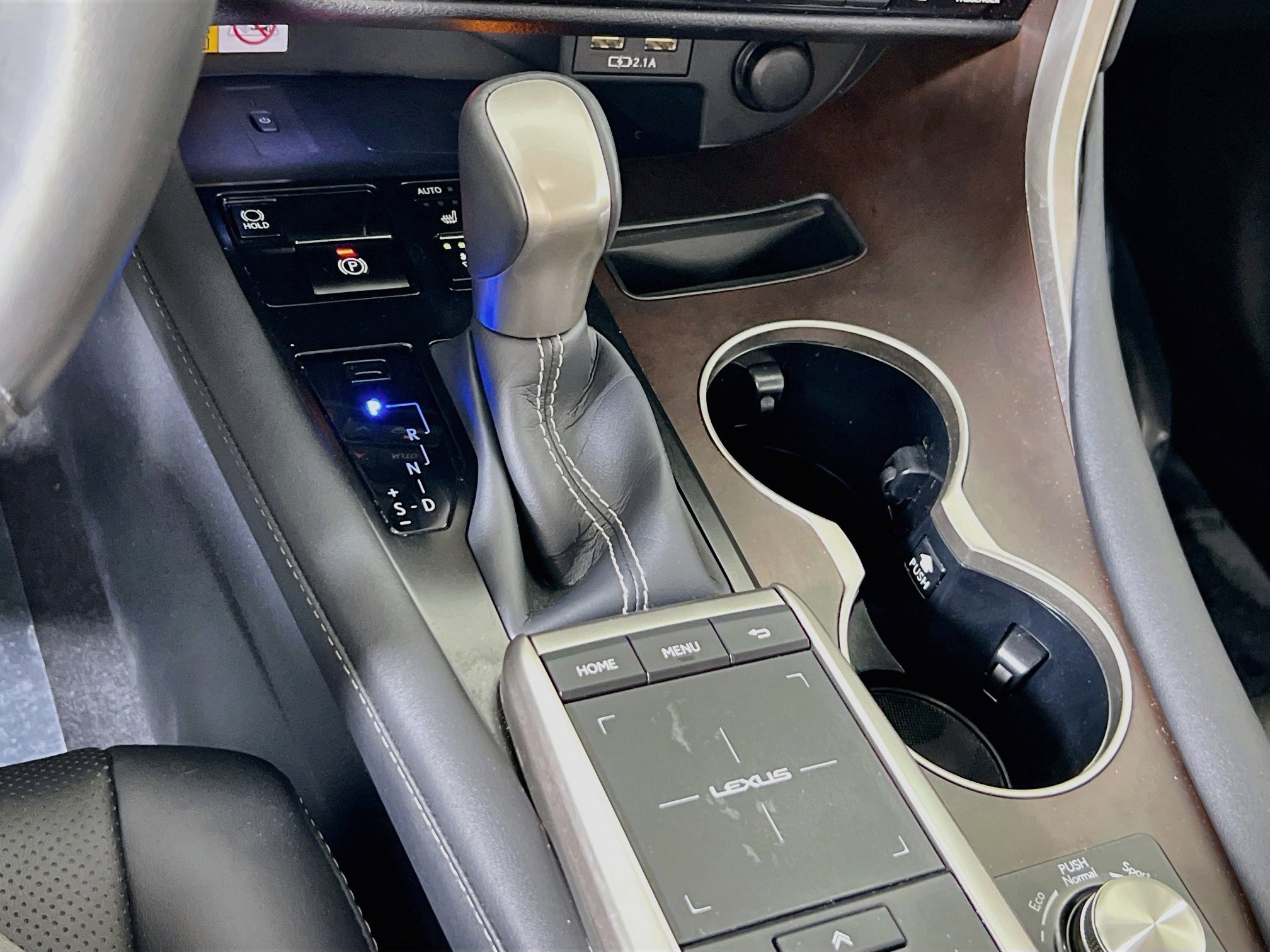 Used 2022 Lexus RX 450h AWD w/ Premium Package image 16