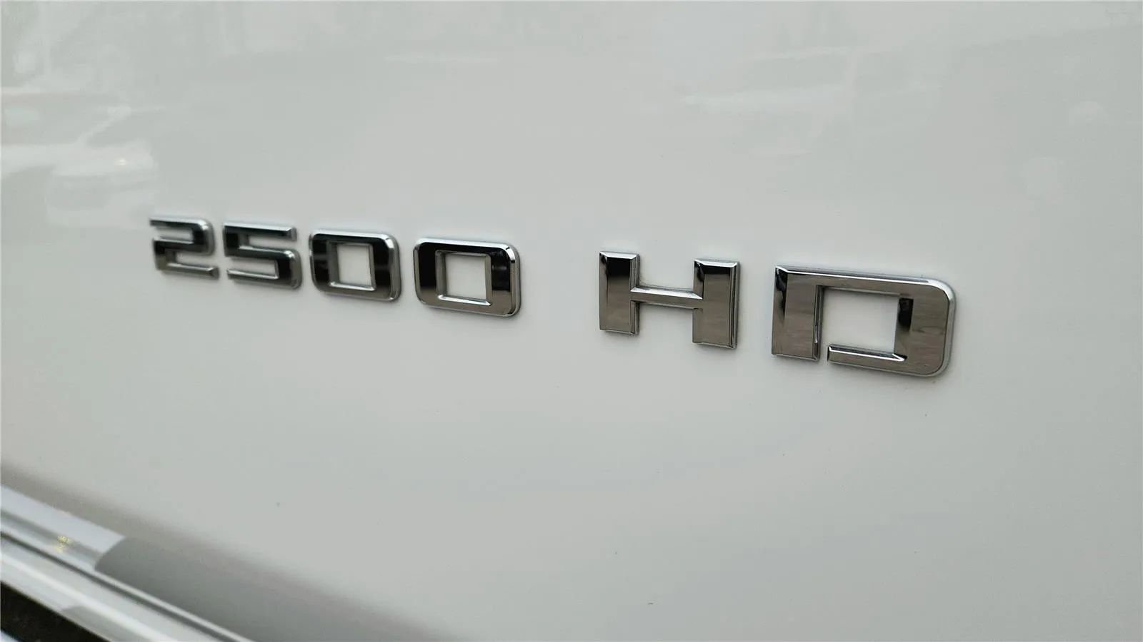 Used 2025 Chevrolet Silverado 2500 LT w/ Convenience Package image 6