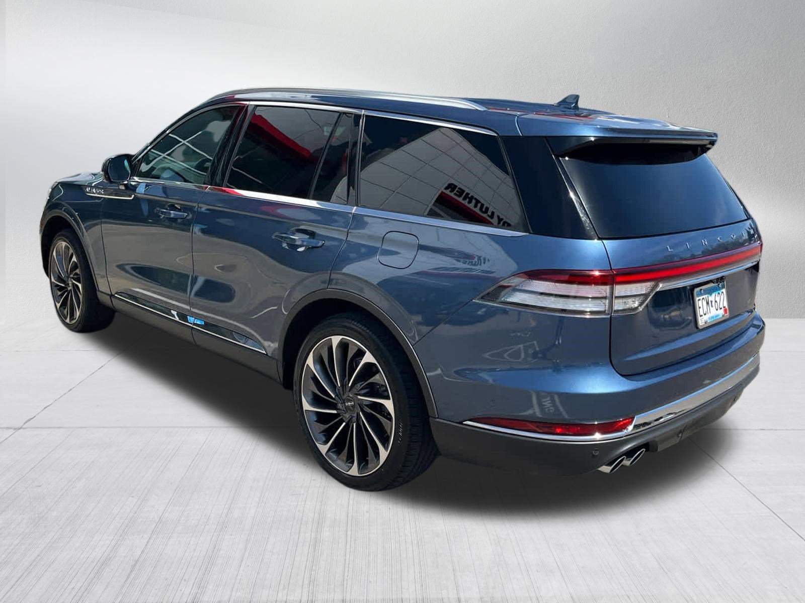 Used 2020 Lincoln Aviator Reserve w/ Equipment Group 201A AWD/4WD video 2
