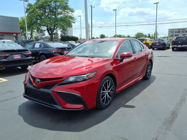 Certified 2024 Toyota Camry SE AWD/4WD image 3