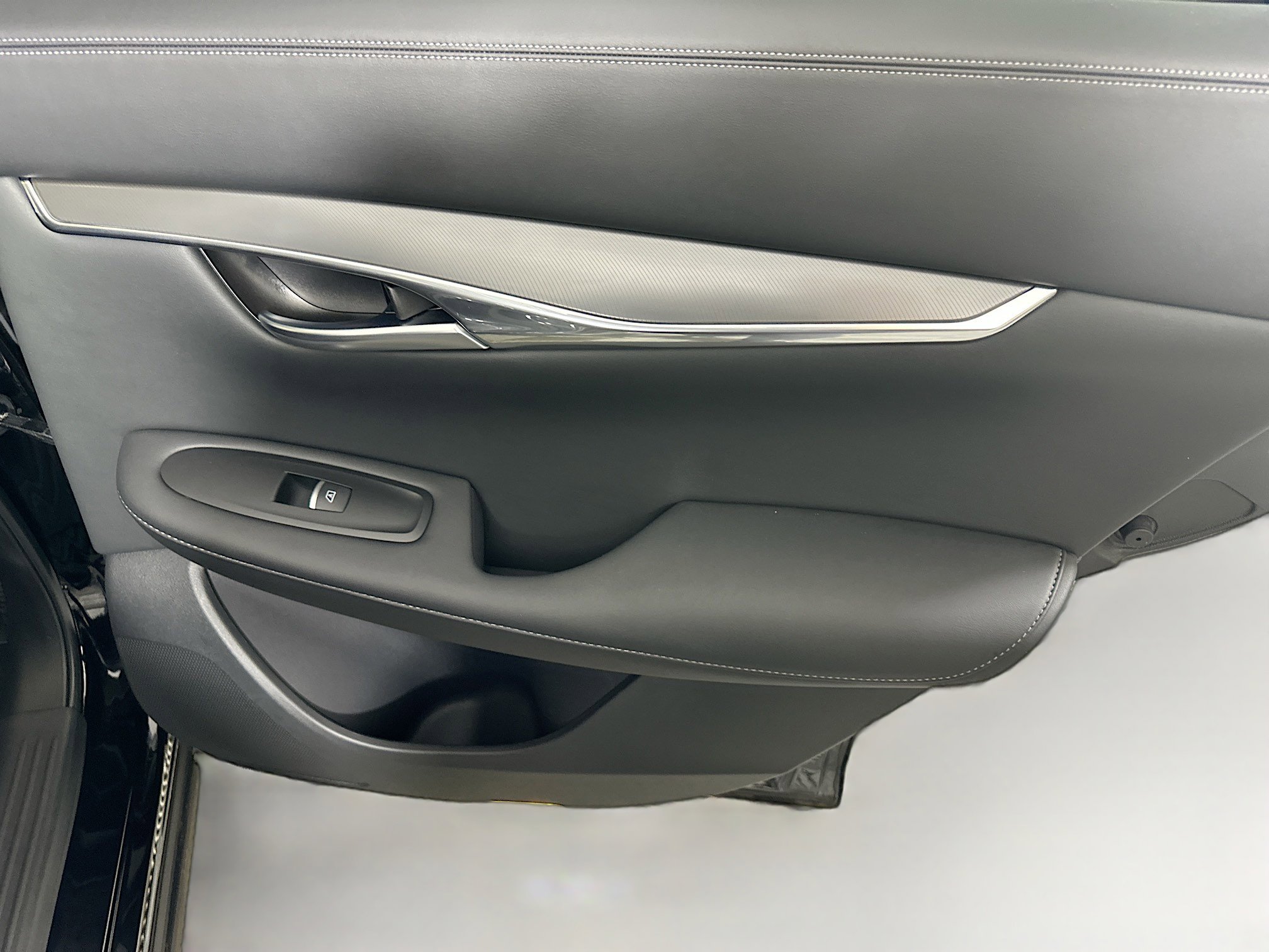 Used 2024 INFINITI QX50 Luxe image 29