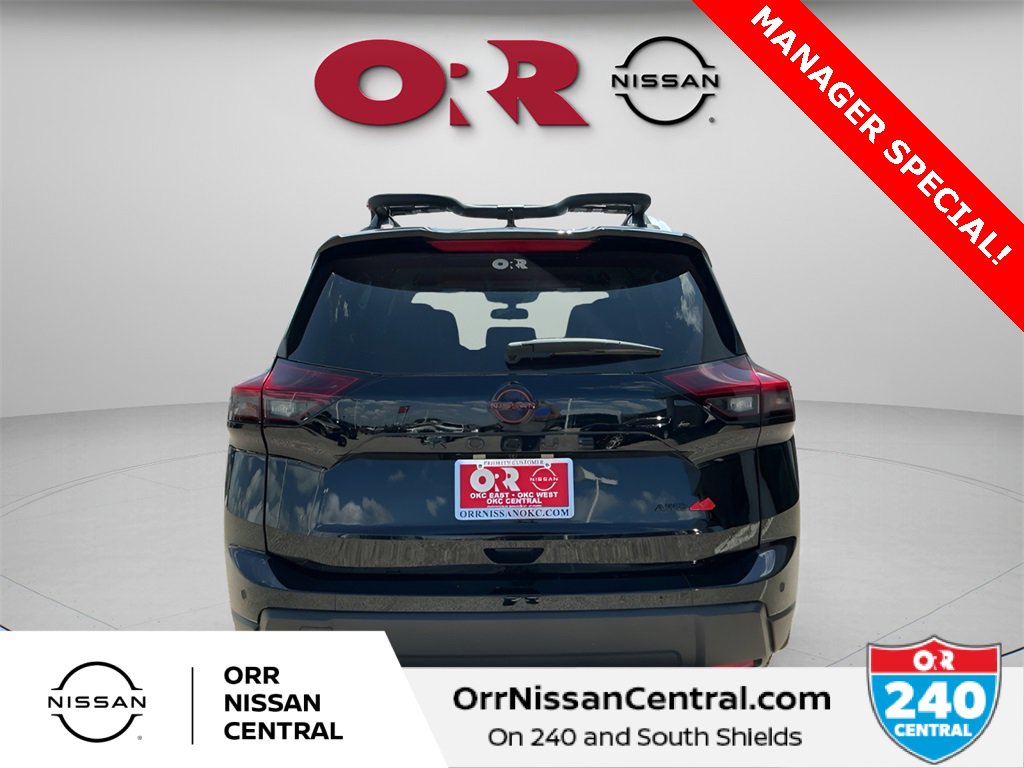 Certified 2025 Nissan Rogue SV image 7