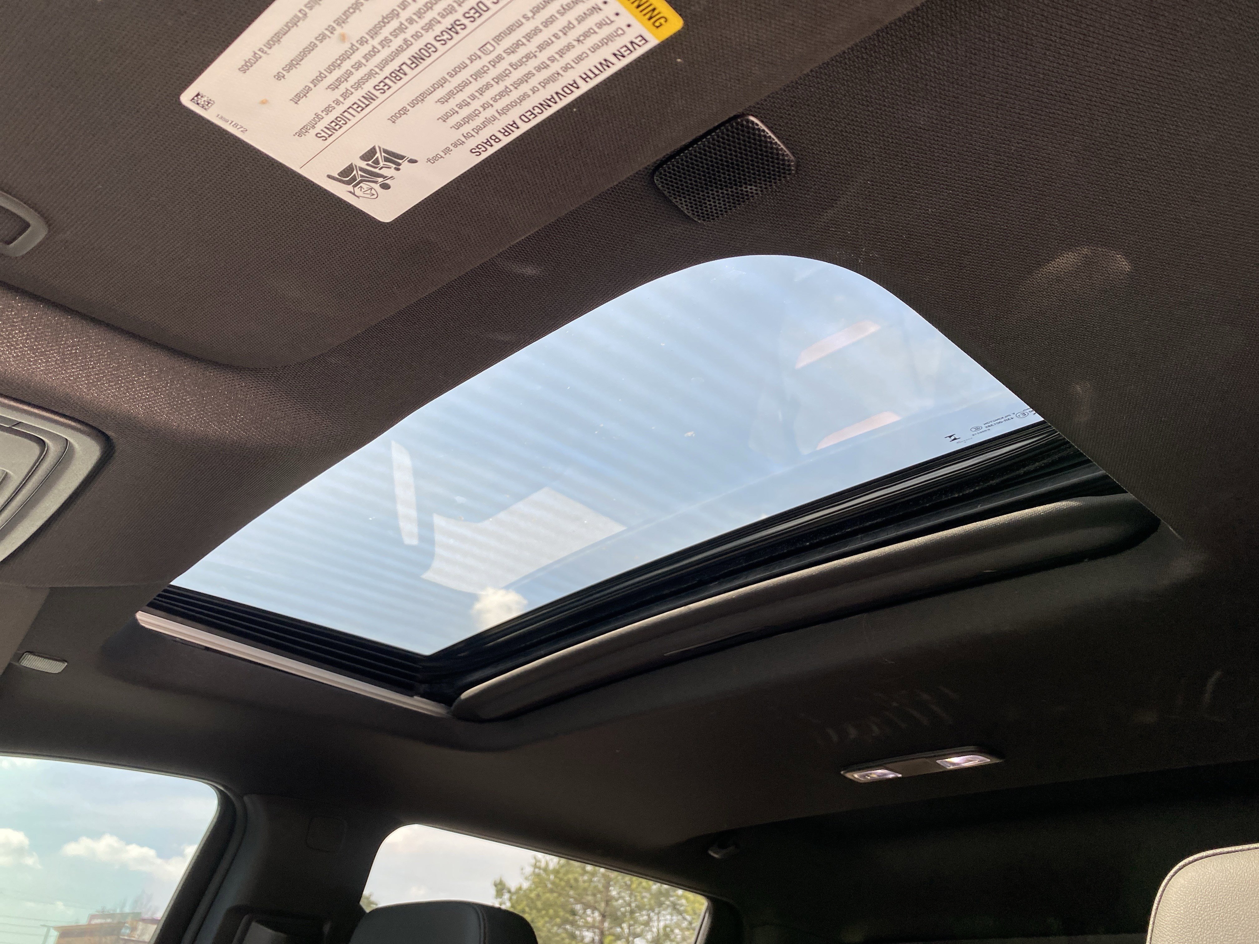 Used 2025 GMC Sierra 2500 AT4 w/ AT4 Premium Plus Package image 9