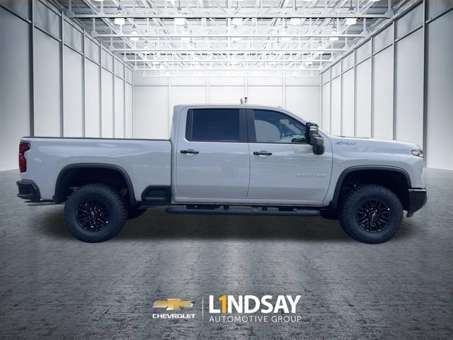New 2026 Chevrolet Silverado 2500 ZR2 AWD/4WD image 9