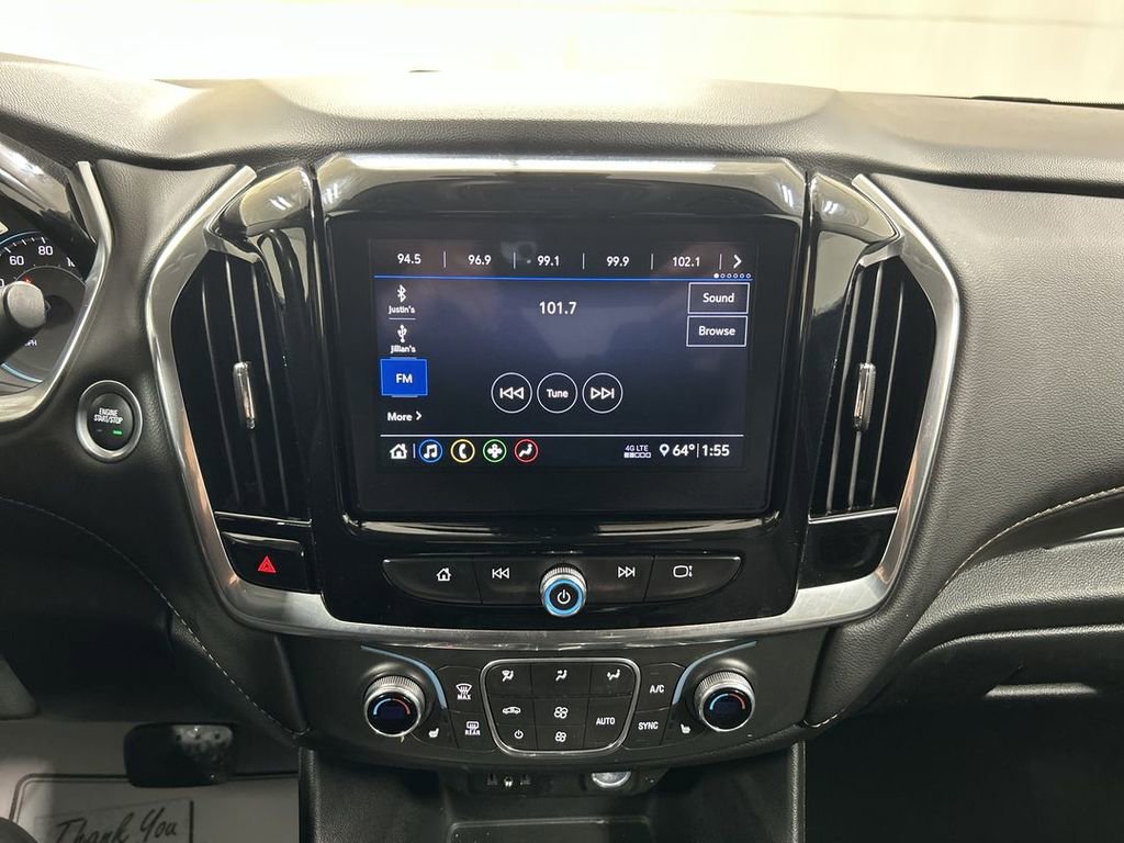 Used 2020 Chevrolet Traverse LT w/ Driver Confidence II Package image 14