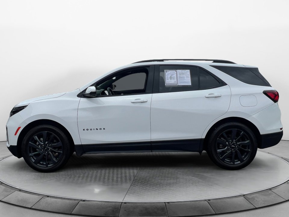 Used 2024 Chevrolet Equinox RS w/ RS Leather Package FWD image 4