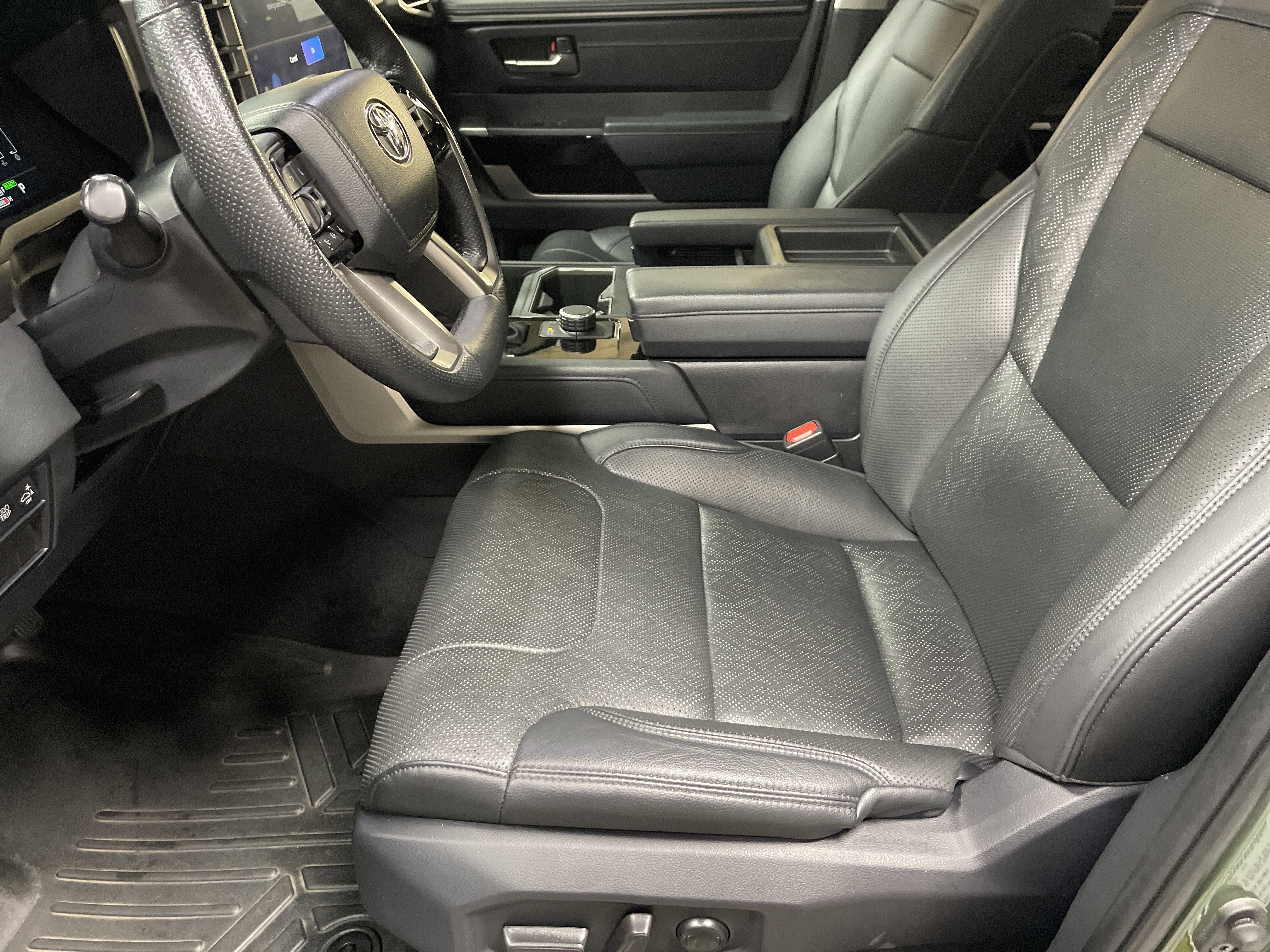 Used 2023 Toyota Tundra Limited RWD image 16