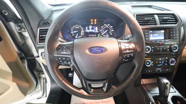 Used 2017 Ford Explorer 4WD image 18