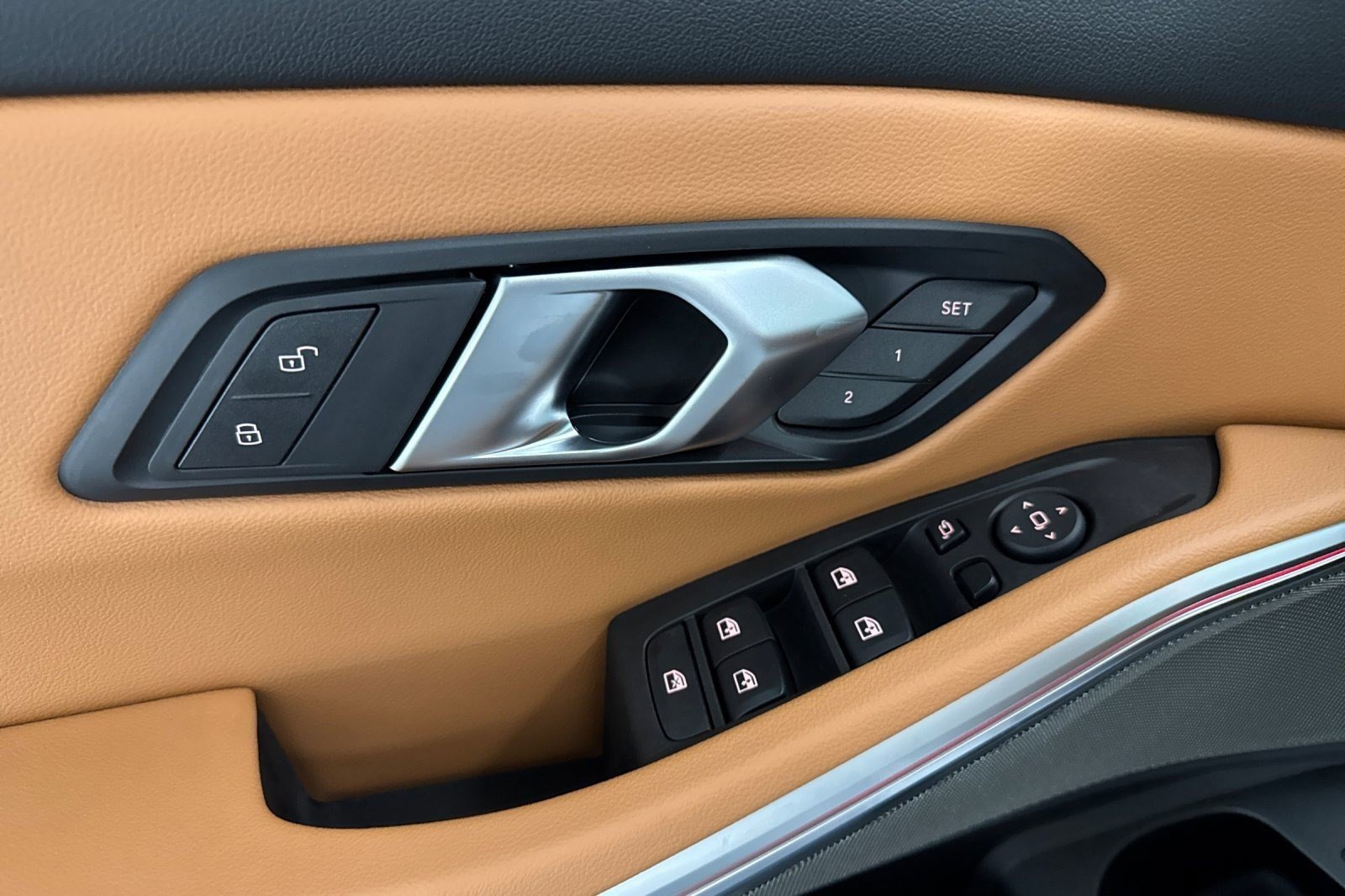 New 2026 BMW 330i Sedan w/ Convenience Package image 14