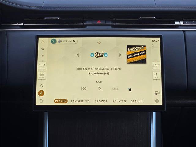 Used 2025 Land Rover Range Rover SE AWD/4WD image 13