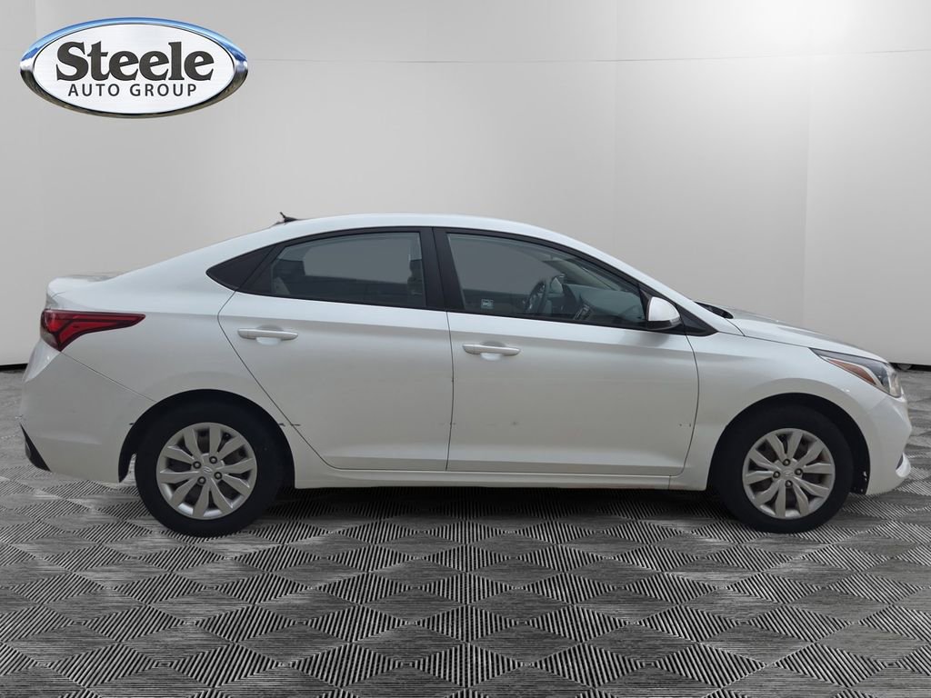 Used 2020 Hyundai Accent SE image 6