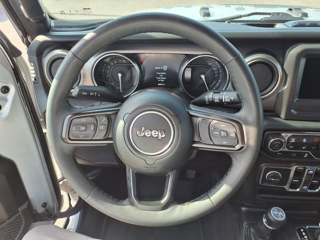 Used 2023 Jeep Wrangler Unlimited w/ Cold Weather Group AWD/4WD image 11