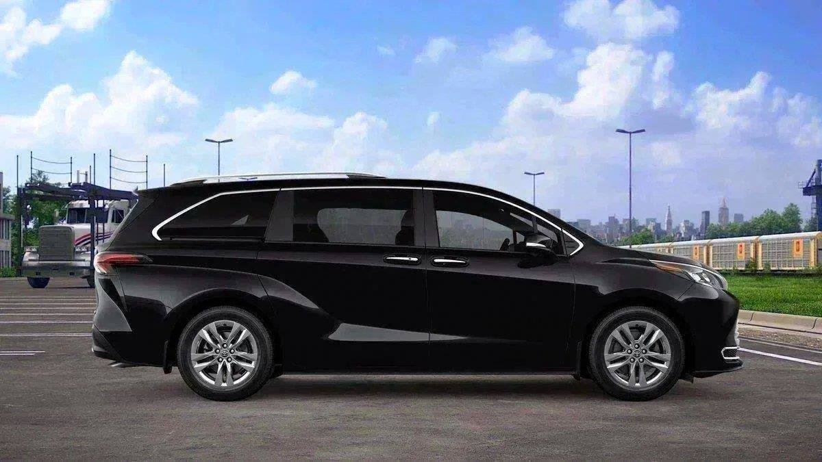 New 2026 Toyota Sienna Limited AWD/4WD image 20