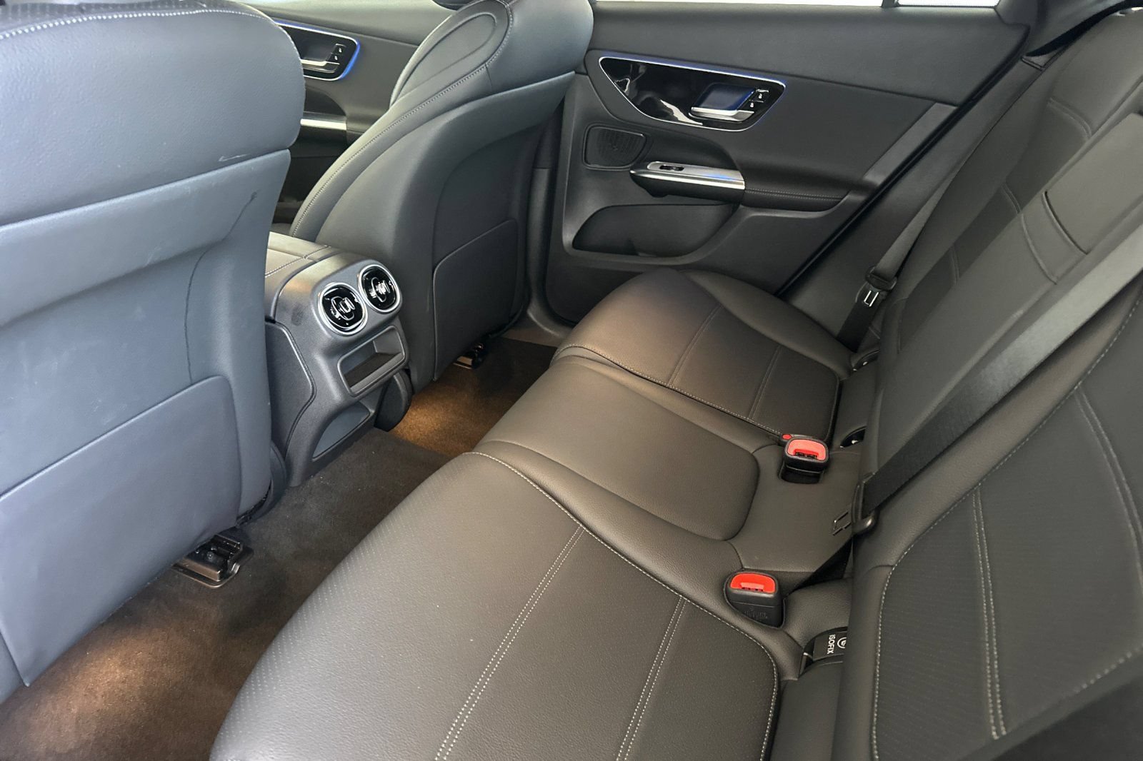 Certified 2026 Mercedes-Benz GLC 300 4MATIC image 4