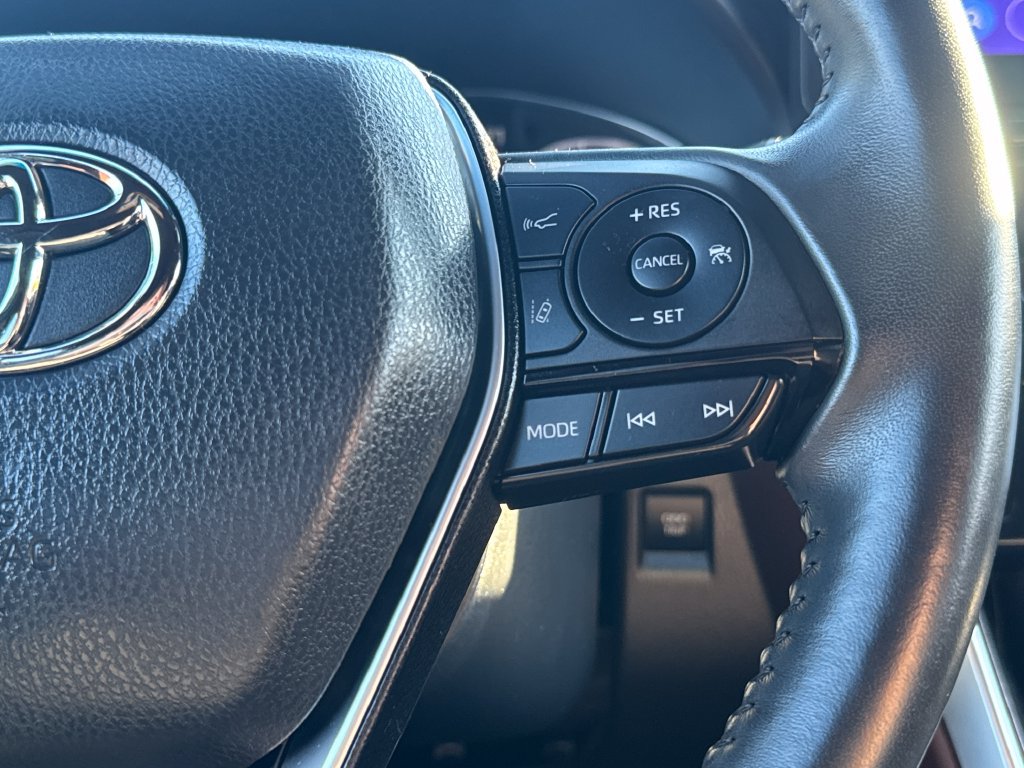 Used 2023 Toyota Venza XLE AWD/4WD image 22