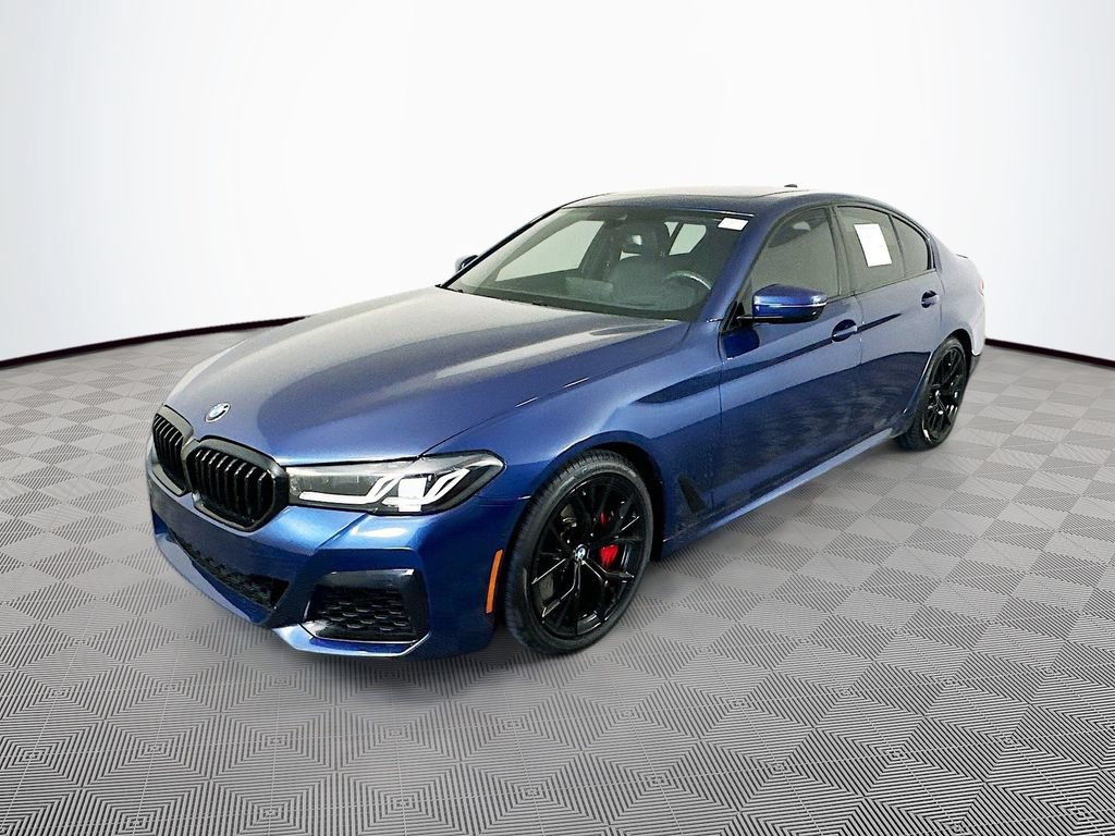 Used 2023 BMW M550i xDrive w/ Shadowloine Package AWD/4WD image 4