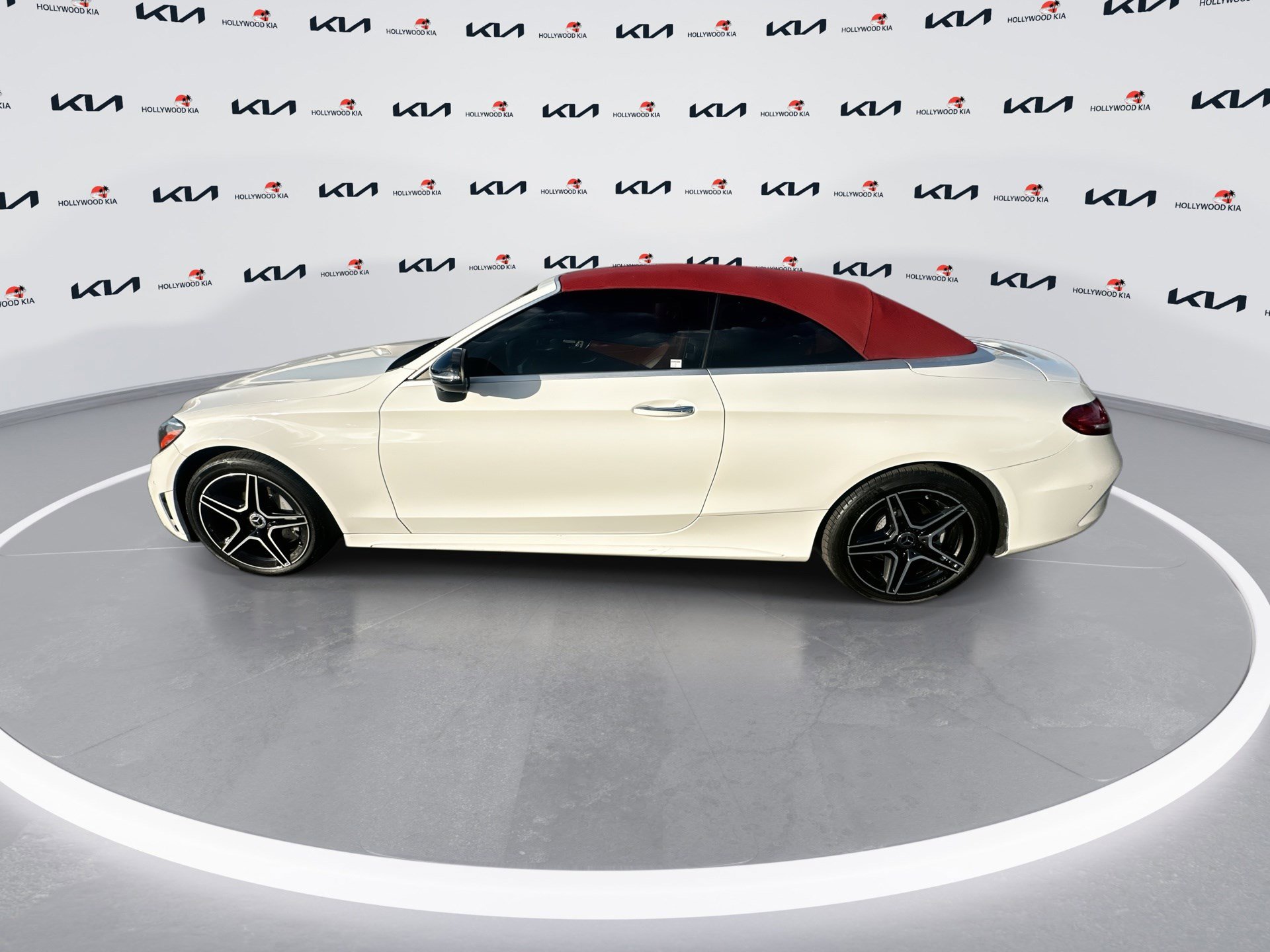 Used 2020 Mercedes-Benz C 300 4MATIC Cabriolet image 5