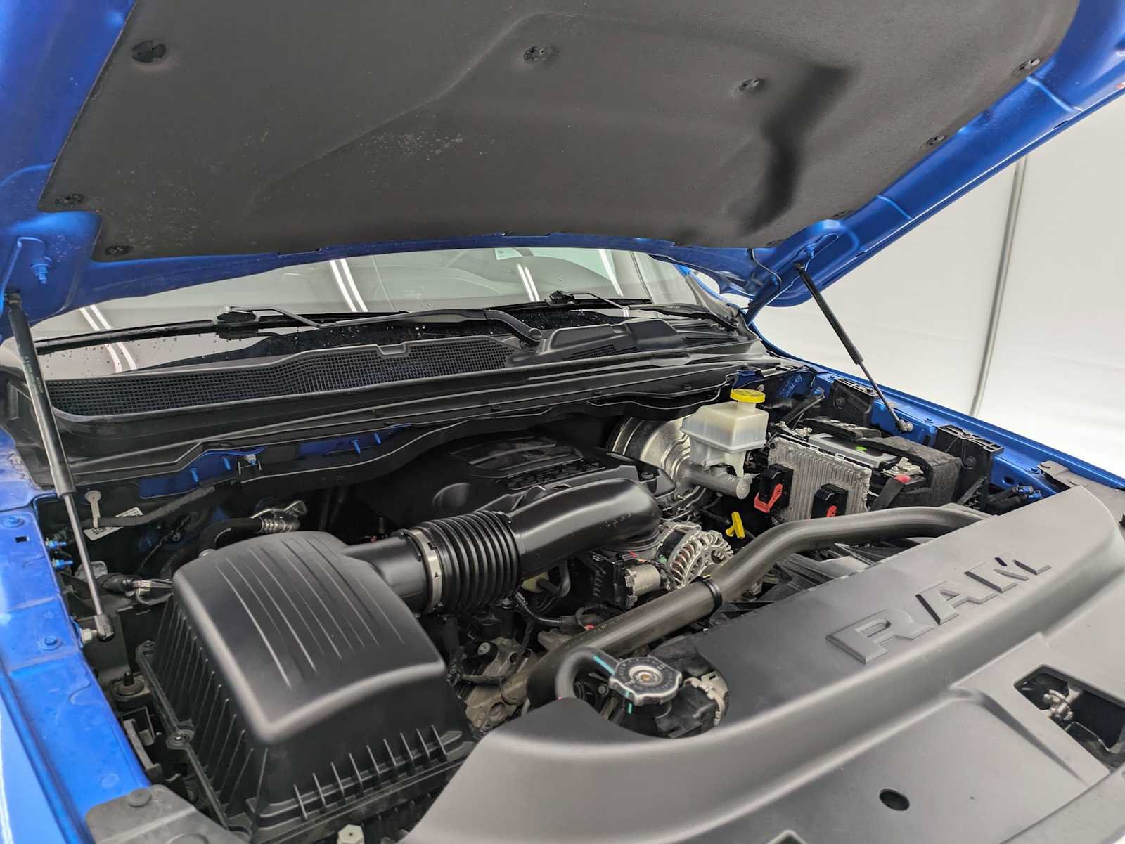 Used 2022 RAM 1500 Big Horn AWD/4WD image 17