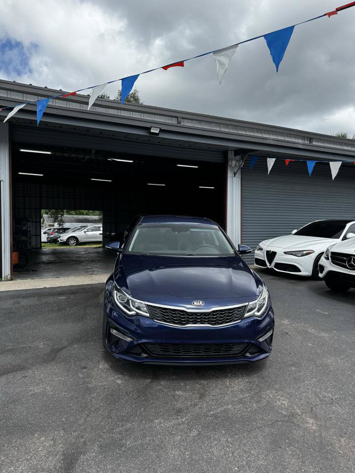 Used 2019 Kia Optima S FWD image 3