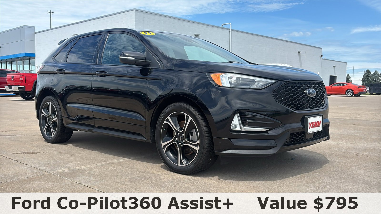 Used 2021 Ford Edge ST image 2