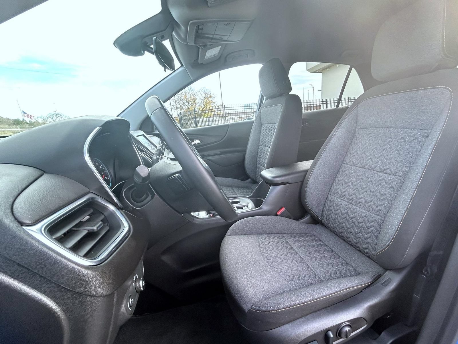 Certified 2024 Chevrolet Equinox LT AWD/4WD image 11