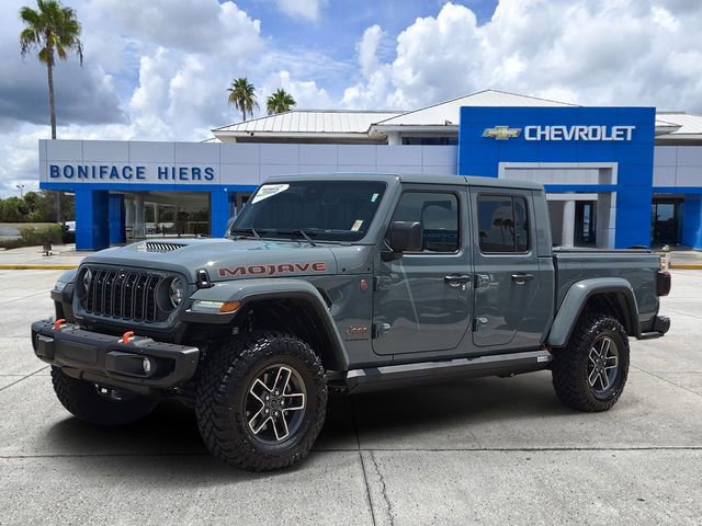 Used 2025 Jeep Gladiator Mojave AWD/4WD image 2