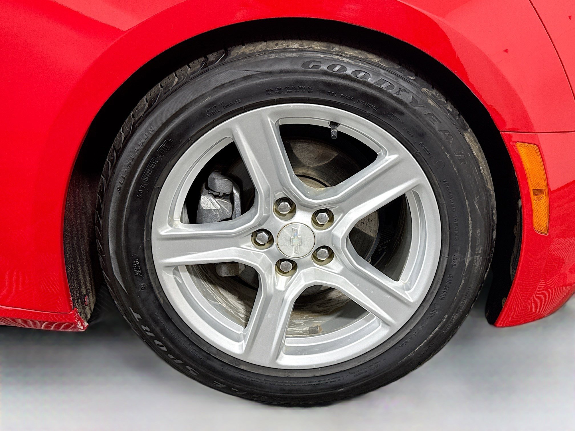 Used 2020 Chevrolet Camaro LT image 30