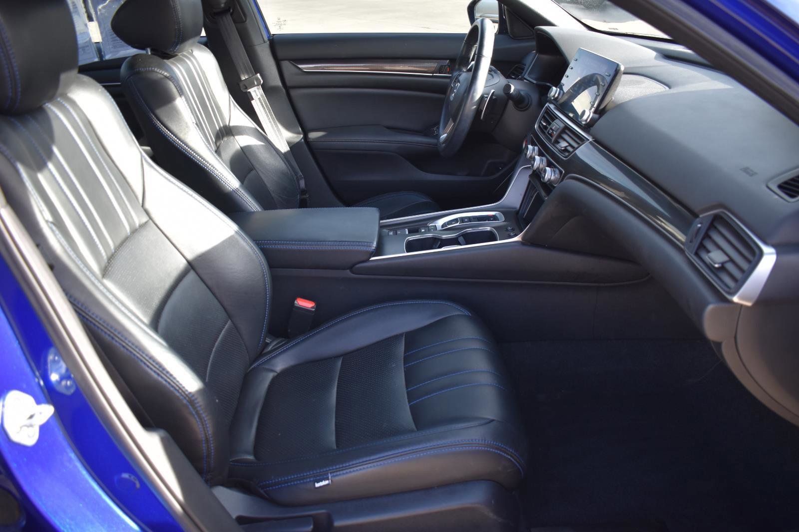 Used 2022 Honda Accord Sport image 14