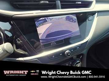 Used 2022 Buick Encore GX Essence w/ Experience Buick Package image 19