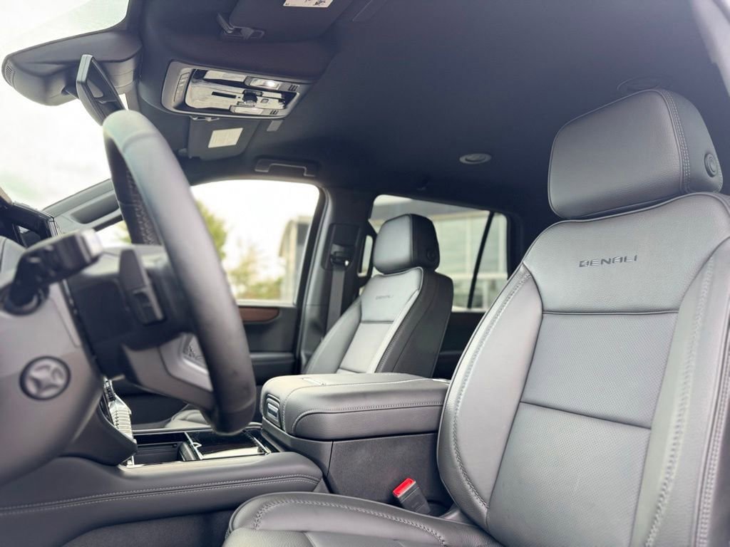 Certified 2026 GMC Yukon Denali AWD/4WD image 16