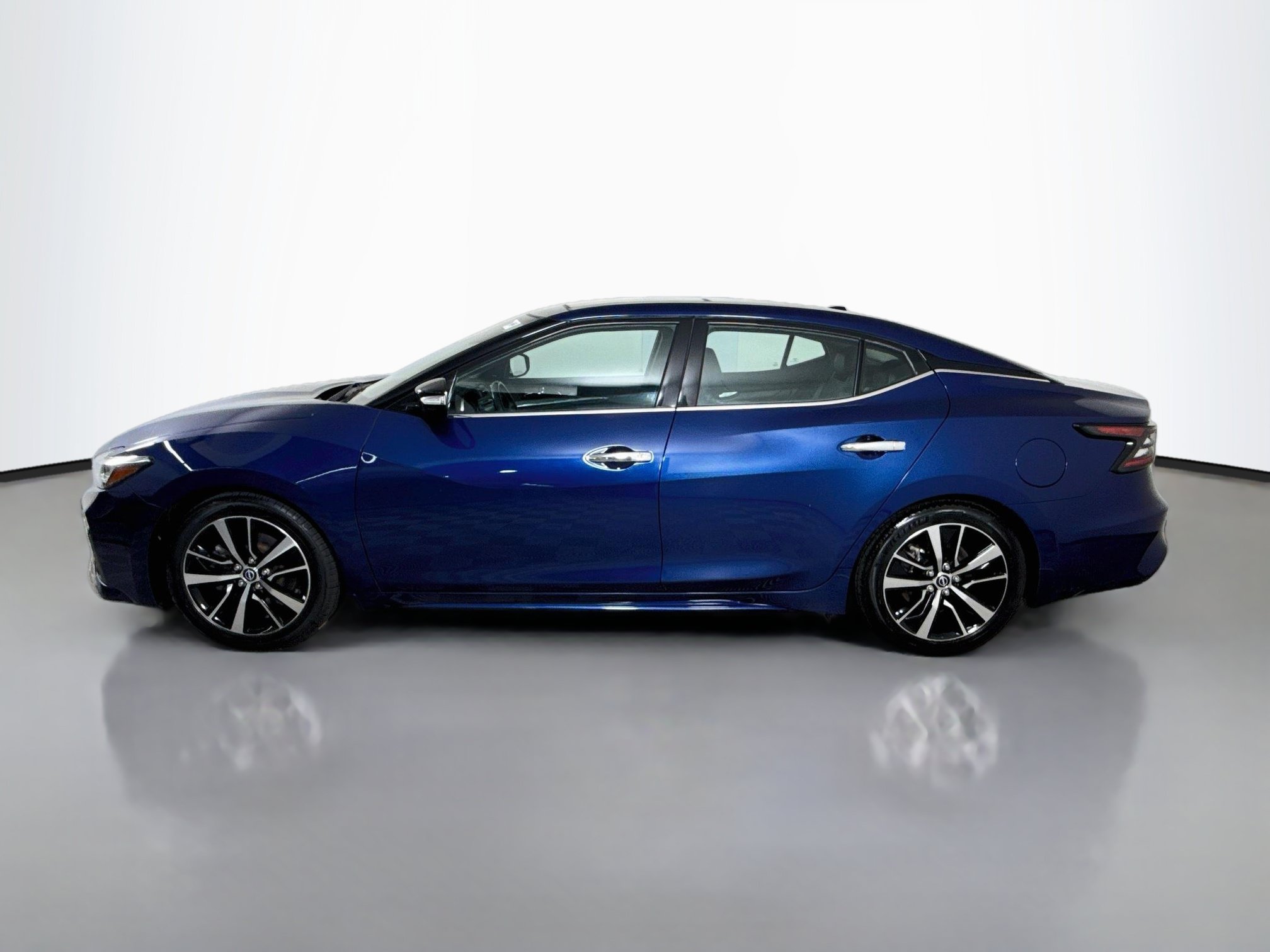 Used 2023 Nissan Maxima SL FWD image 6