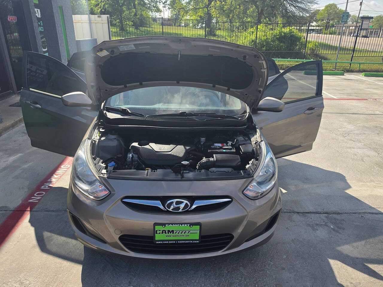Used 2013 Hyundai Accent GLS FWD image 53