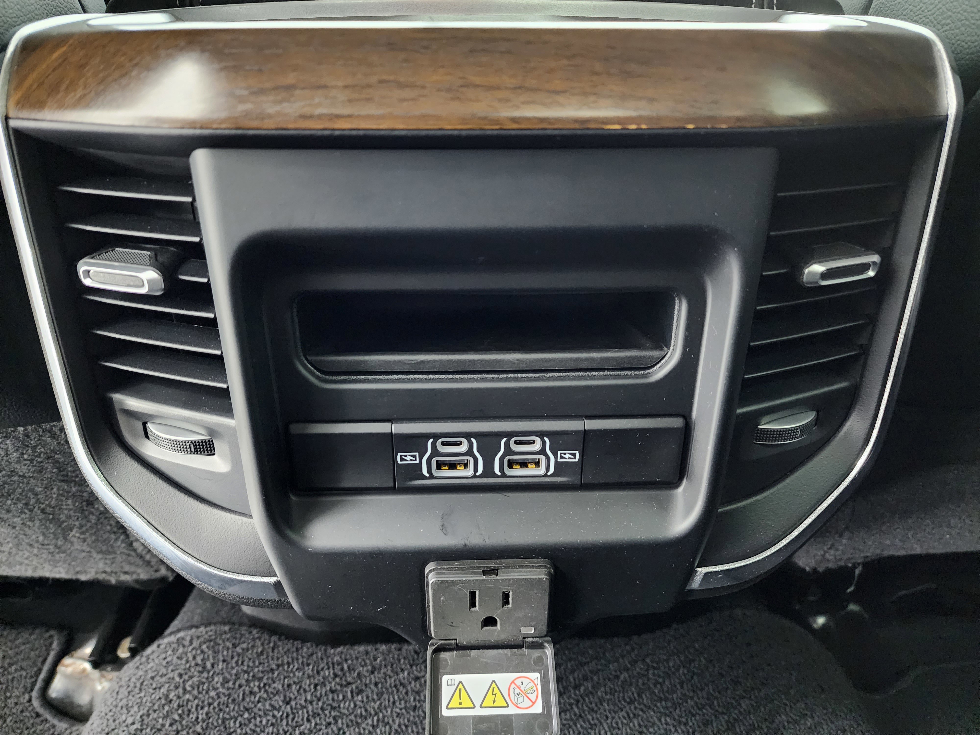 Used 2024 RAM 3500 Laramie w/ Safety Group image 45