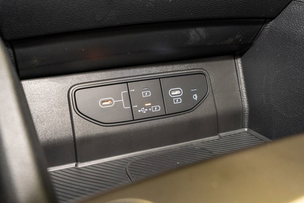 New 2026 Kia Sportage EX w/ EX Panorama Roof Package image 11