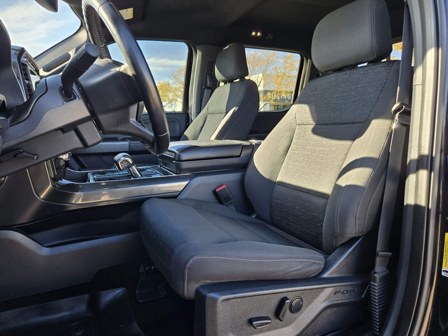 Used 2022 Ford F150 XLT w/ Equipment Group 302A High AWD/4WD image 3