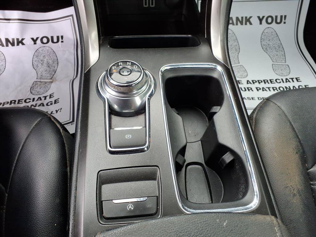 Used 2019 Ford Fusion SEL FWD image 13