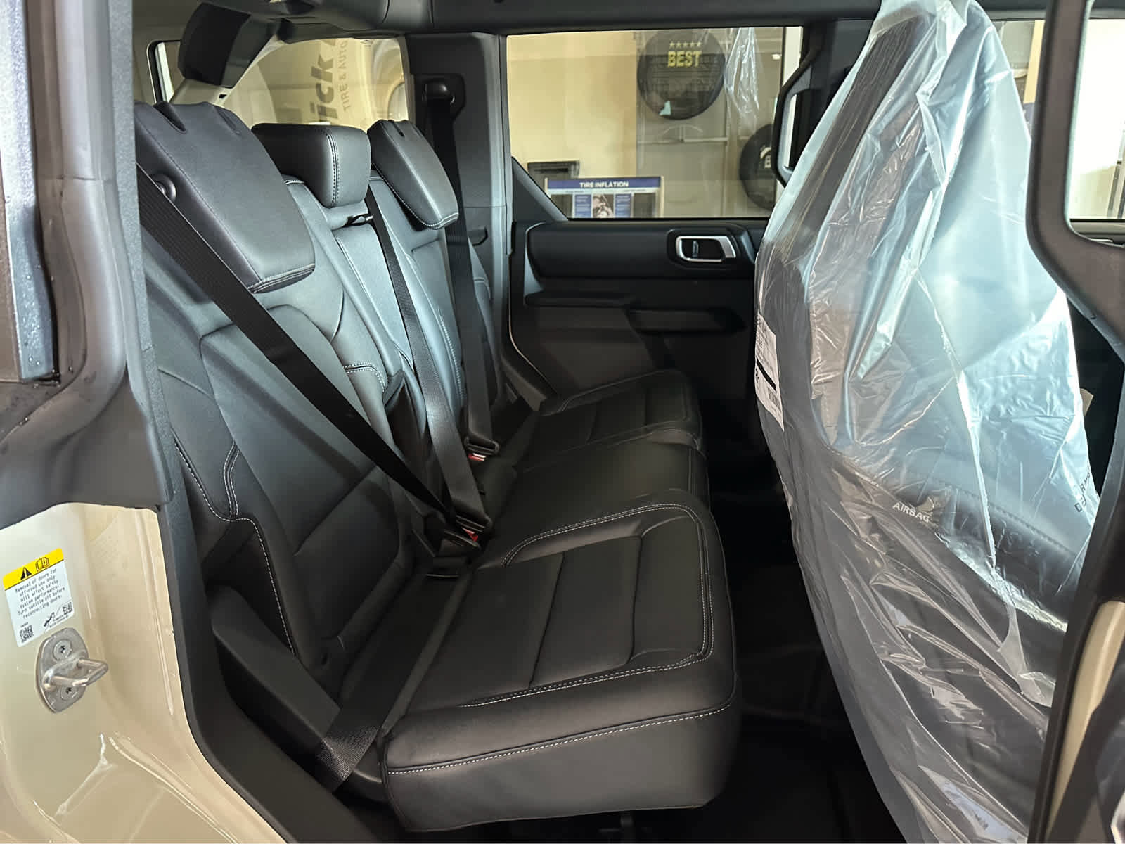 New 2025 Ford Bronco Badlands image 36