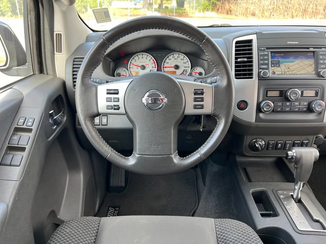 Used 2016 Nissan Frontier PRO-4X AWD/4WD image 12