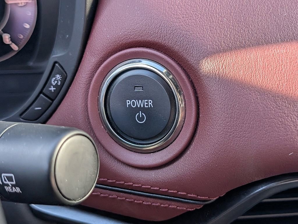 Certified 2025 MAZDA CX-70 Plug-In Hybrid w/ Premium Plus image 19